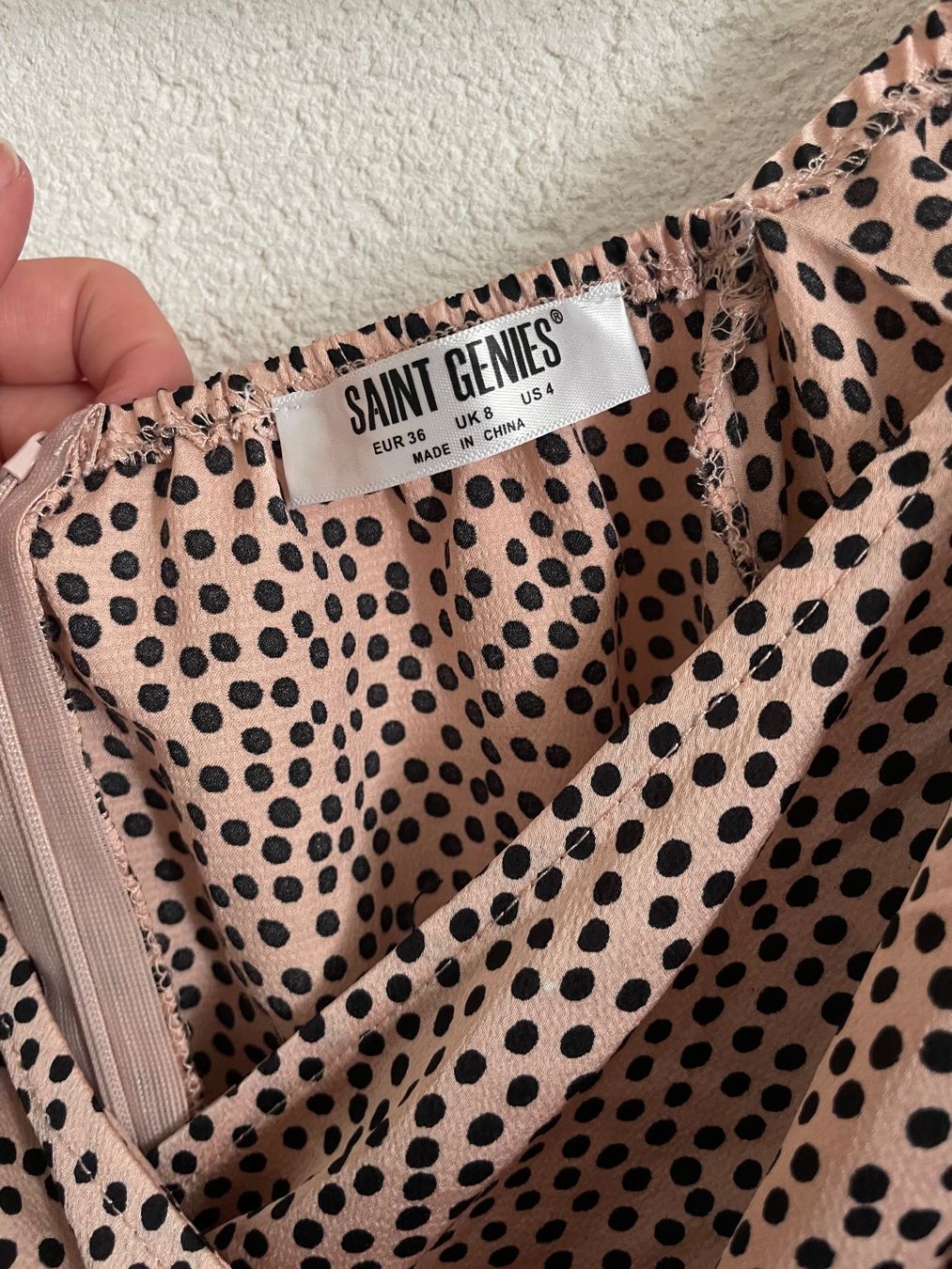 Vestiti: Robe rose à pois / Saint Genies – Usato da Neuchâtel venduto da Enoemis_ 2