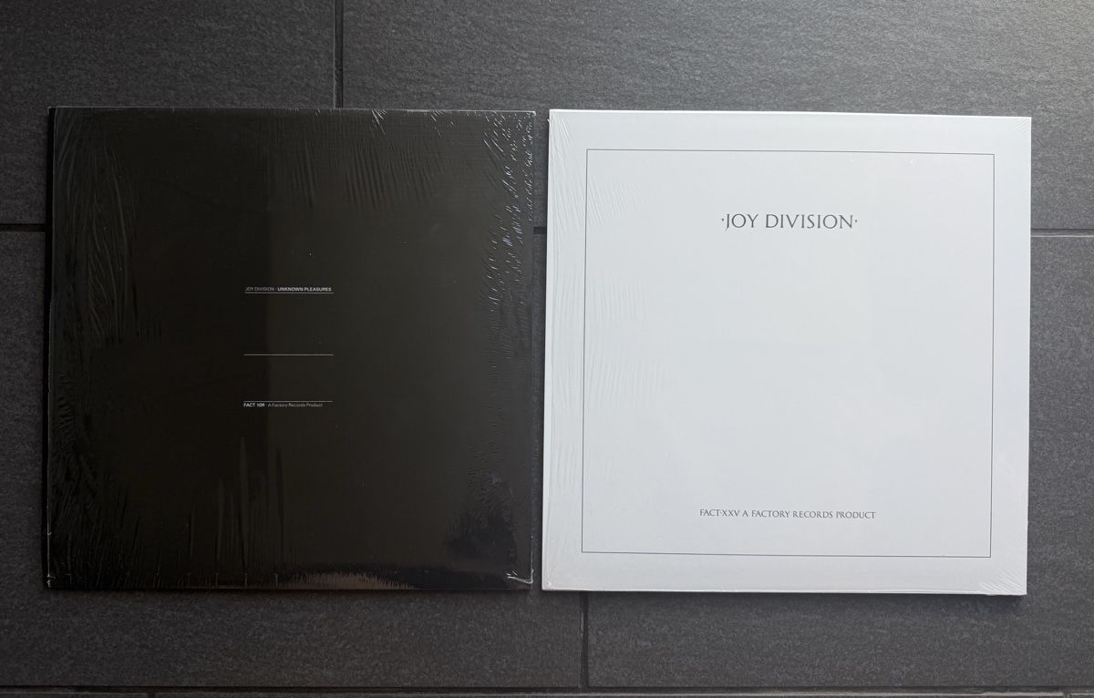 Dischi in vinile: Joy Division Vinyl Unknown Pleasures/Closer – Usato da Zürich venduto da cENS0R 1