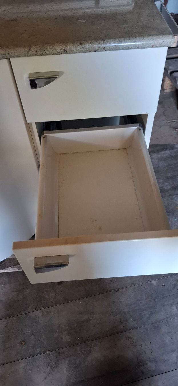 Spülbecken & Waschbecken: Lavabo mit Spiegelschaft – Gebraucht aus Reichenbach i. K. von Wskorpion 4