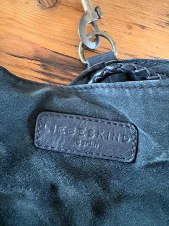 Liebeskind Berlin Wildledertasche in Schwarz