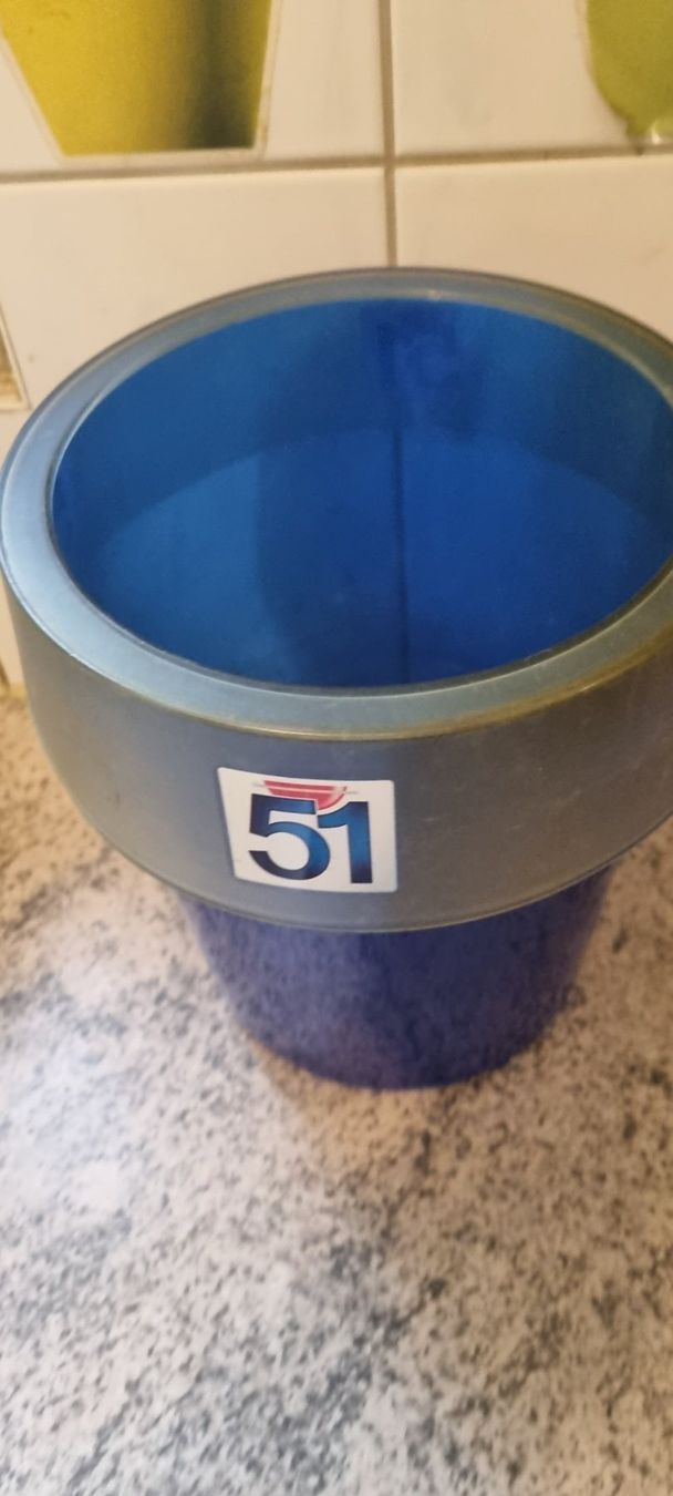 Behälter & Ähnliches: Grosser Eiswürfelbehälter  Pastis 51 – Gebraucht aus Basel von Jcva 3