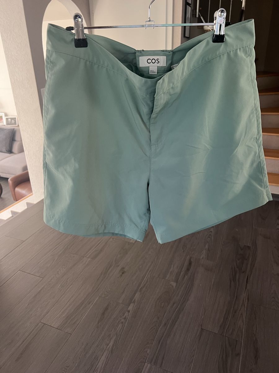 Cos Pantaloni: COS mint short – Nuovo (secondo la descrizione) da Villars-Ste-Croix venduto da Maaaat 3