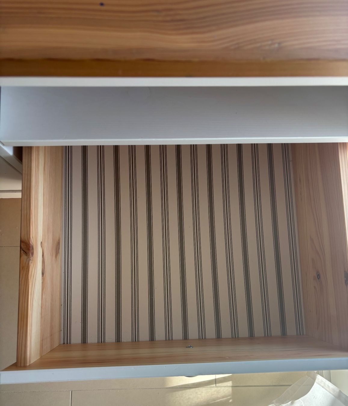 Ikea Meubles TV: Ikea HEMNES TV-Bank – D'occasion à Rütihof par gla_yw9y 3