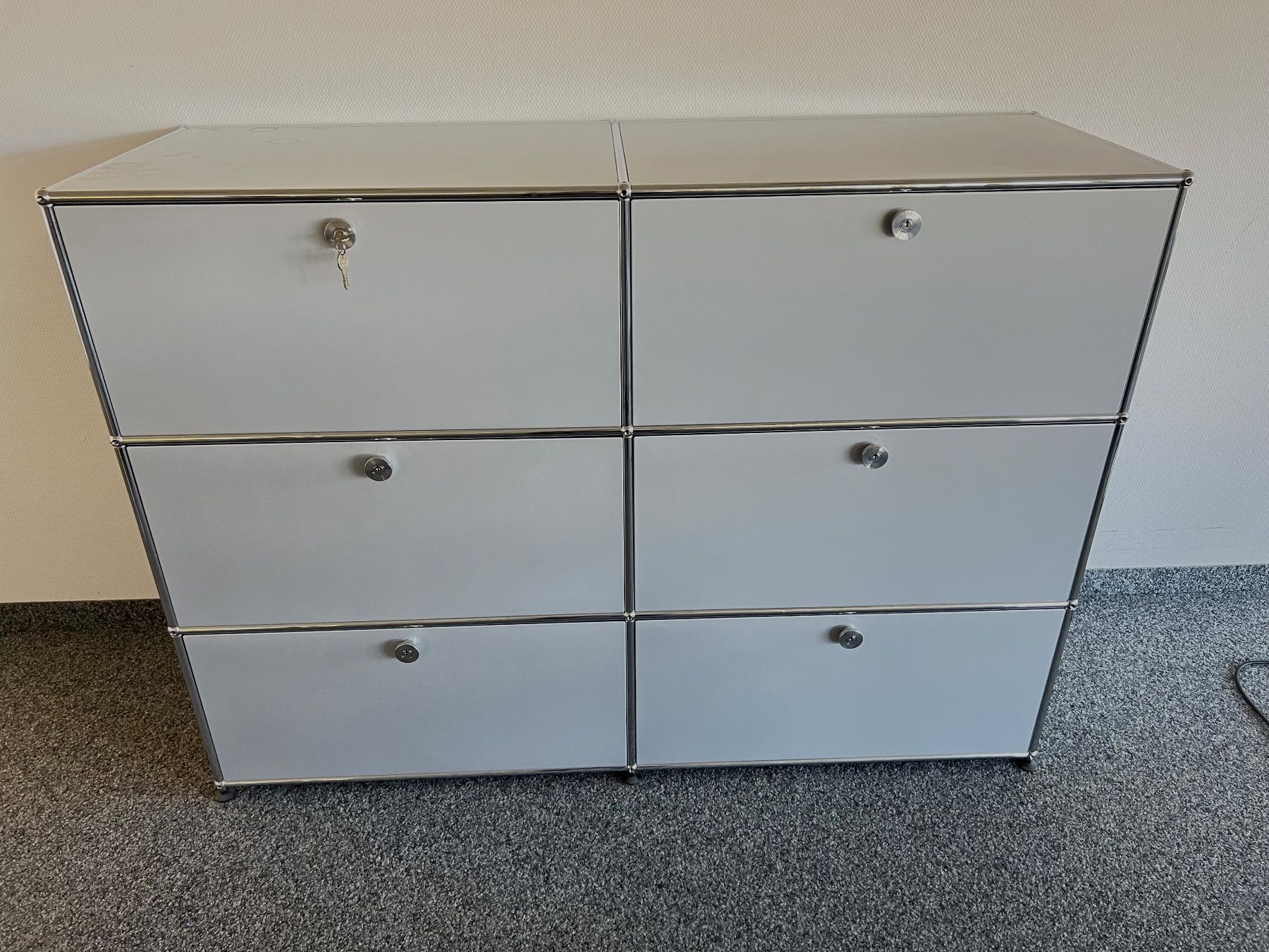USM Commodes: USM Haller Sideboard Mattsilber – D'occasion à Dietikon par Kumar_Occasionen