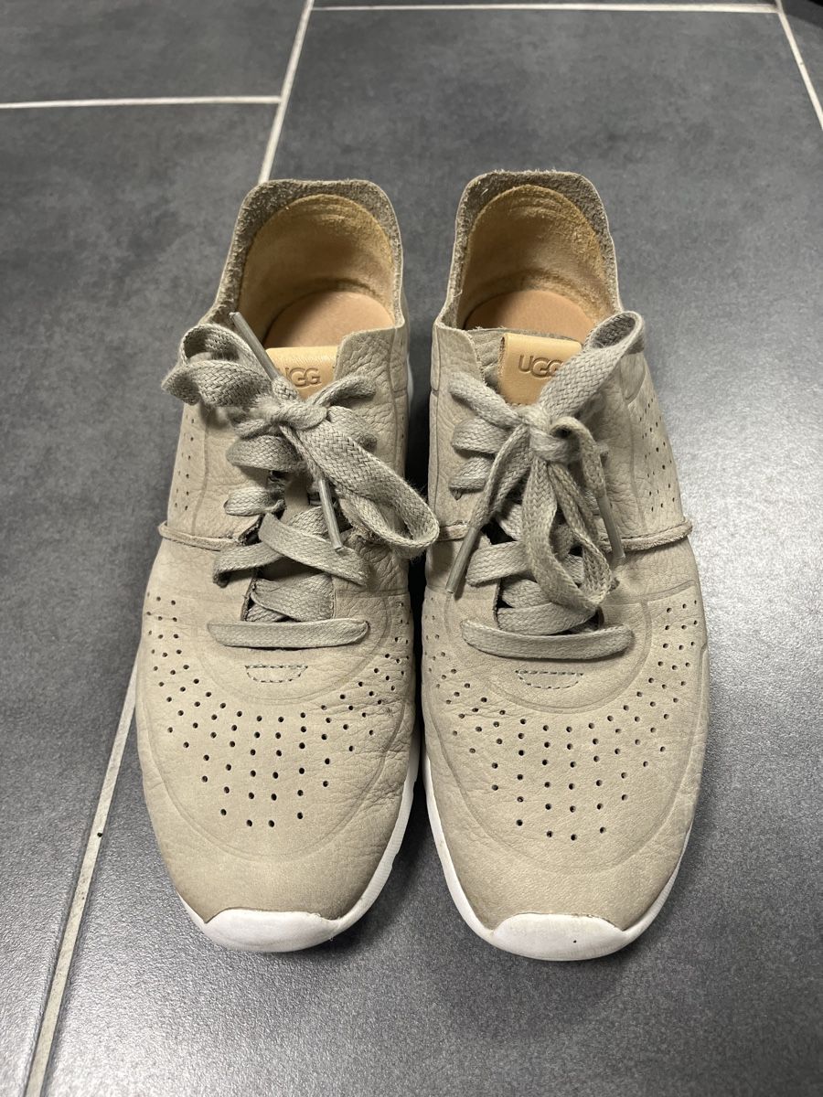 Ugg Scarpe da donna: UGG Sneakers – Usato da Pfyn venduto da schwalbe10