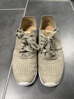 UGG Sneakers