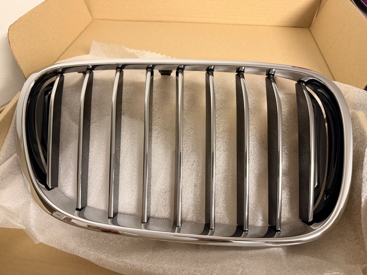 BMW Tutti pezzi di ricambio auto: BMW 7 G11 Grill – Nuovo (secondo la descrizione) da Oberbüren venduto da MirjanaT01 2