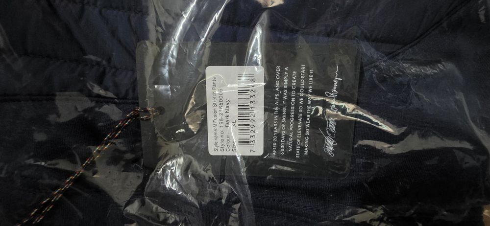 Elevenate Hosen: ELEVENATE  Fusion Isolations Pants Navy – Neu und originalverpackt aus Laax GR von Laax007 1