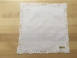 Taschentuch aus Spitze, alba Swiss Made