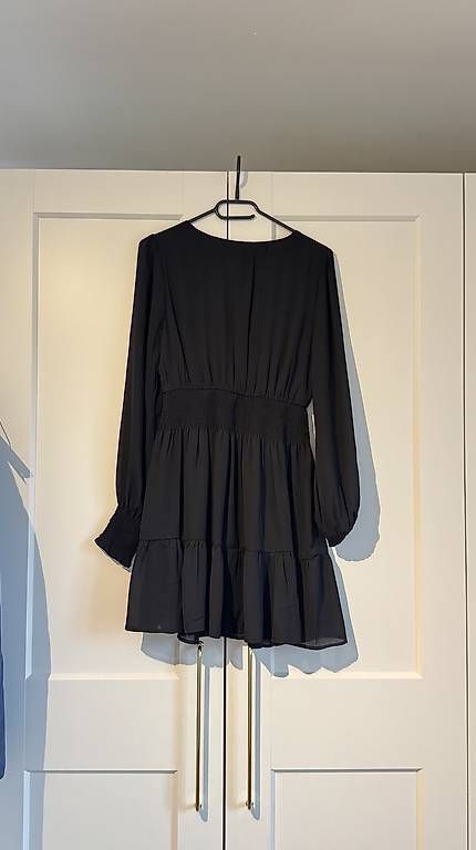 Vestiti: Mini-Kleid, schwarz, S/36 – Usato da Luzern venduto da bar_v528 1