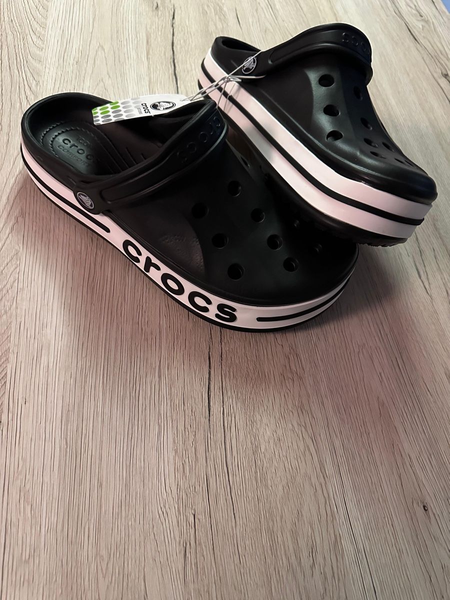 Crocs Scarpe da uomo: Crocs Schuhe – Nuovo (secondo la descrizione) da Basel venduto da pau_s6pv