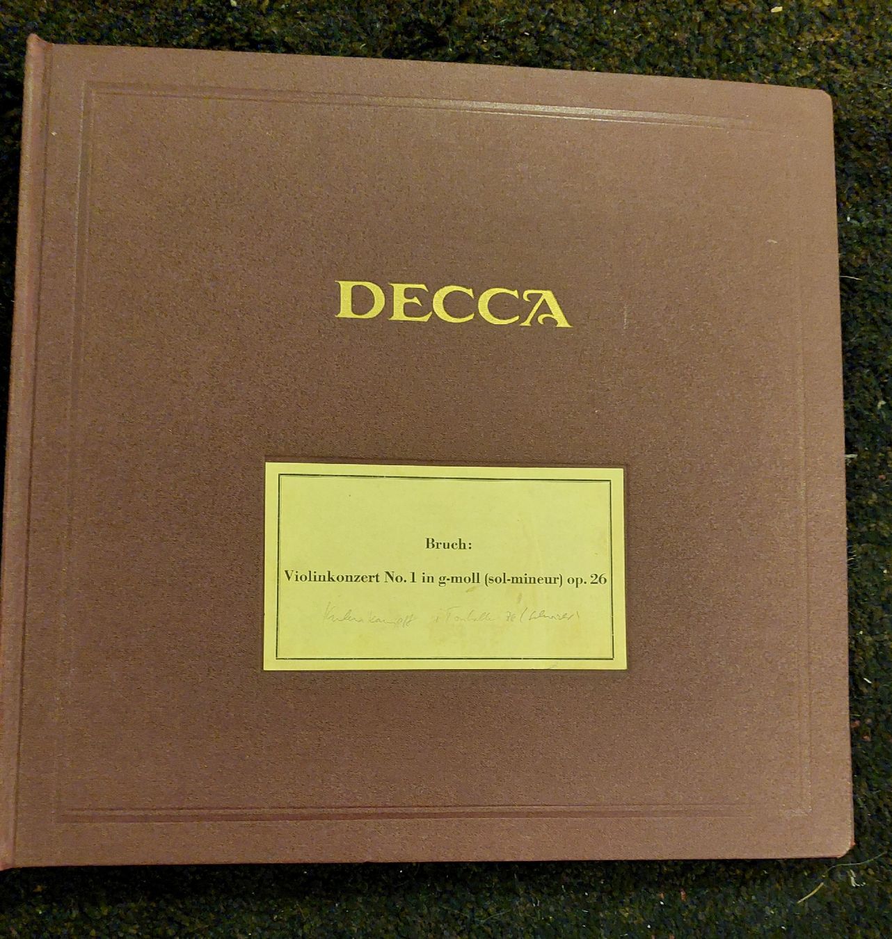 Dischi in vinile: 3 Schellackplatten Album, Bruch Violinkonzert, Kuhlenkampf.. – Usato da Zürich venduto da Cortin