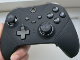 XBOX ELITE SERIES 2(sehr guter Zustand !!)