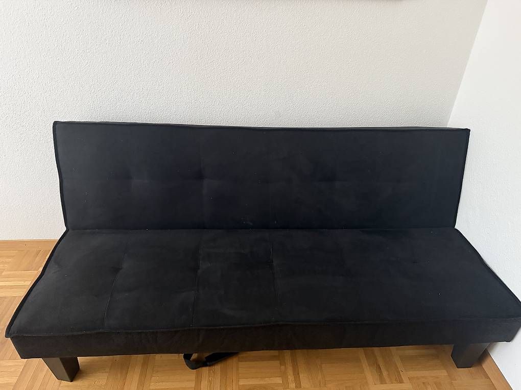 Divani: Sehr gutem zustand Schlafsofa Samt Stoff abh. bis 14.06.26 – Usato da Rudolfstetten venduto da Gizmolu