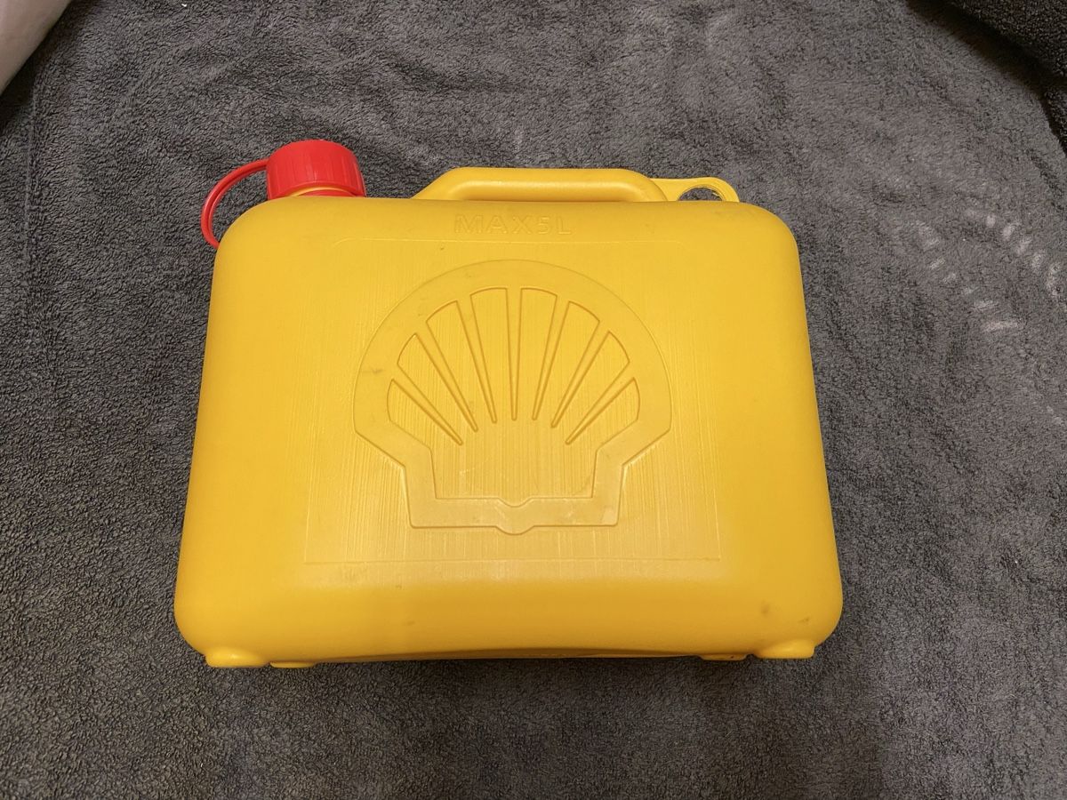 Taniche per benzina: Bidon Shell 5L – jamais utilisé – Nuovo (secondo la descrizione) da Genève venduto da muj_2zmc