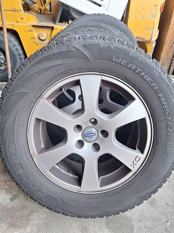 Pneumatici & Ruote complete: 235/65 R17 – Usato da Willisau venduto da 19AM91 1