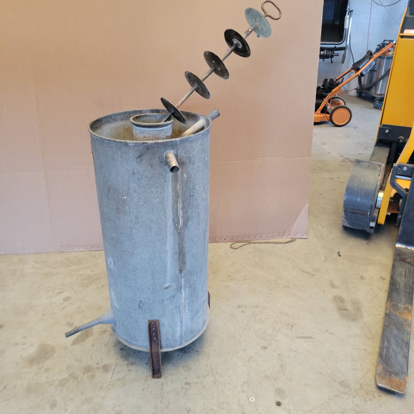 Toutes les machines: Antiker Kühlturm – D'occasion à Ettingen par zimmi07 1