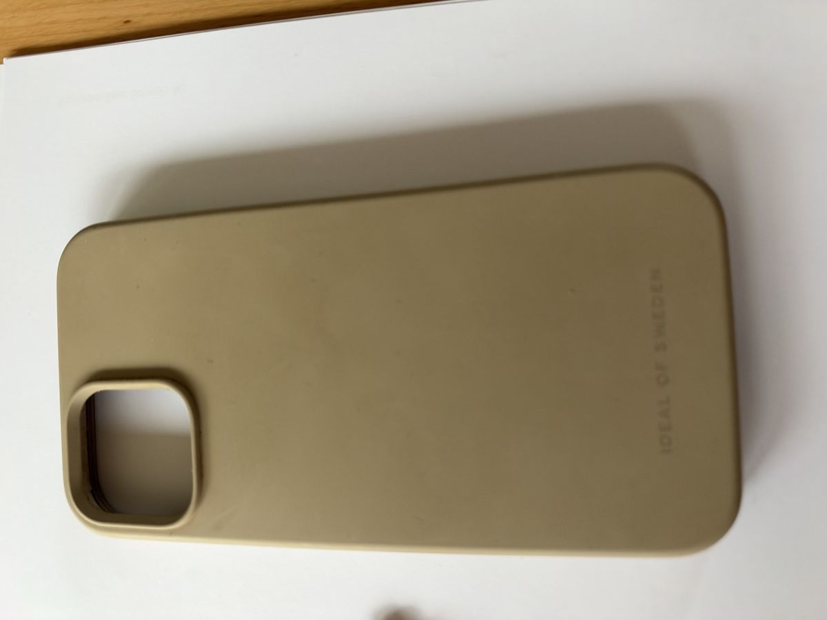 Apple Telefoni cellulari / Smartphones: Apple iPhone 12 Pro Graphit mit Hülle und Kabel – Usato da Glarus venduto da UrsulaE 4