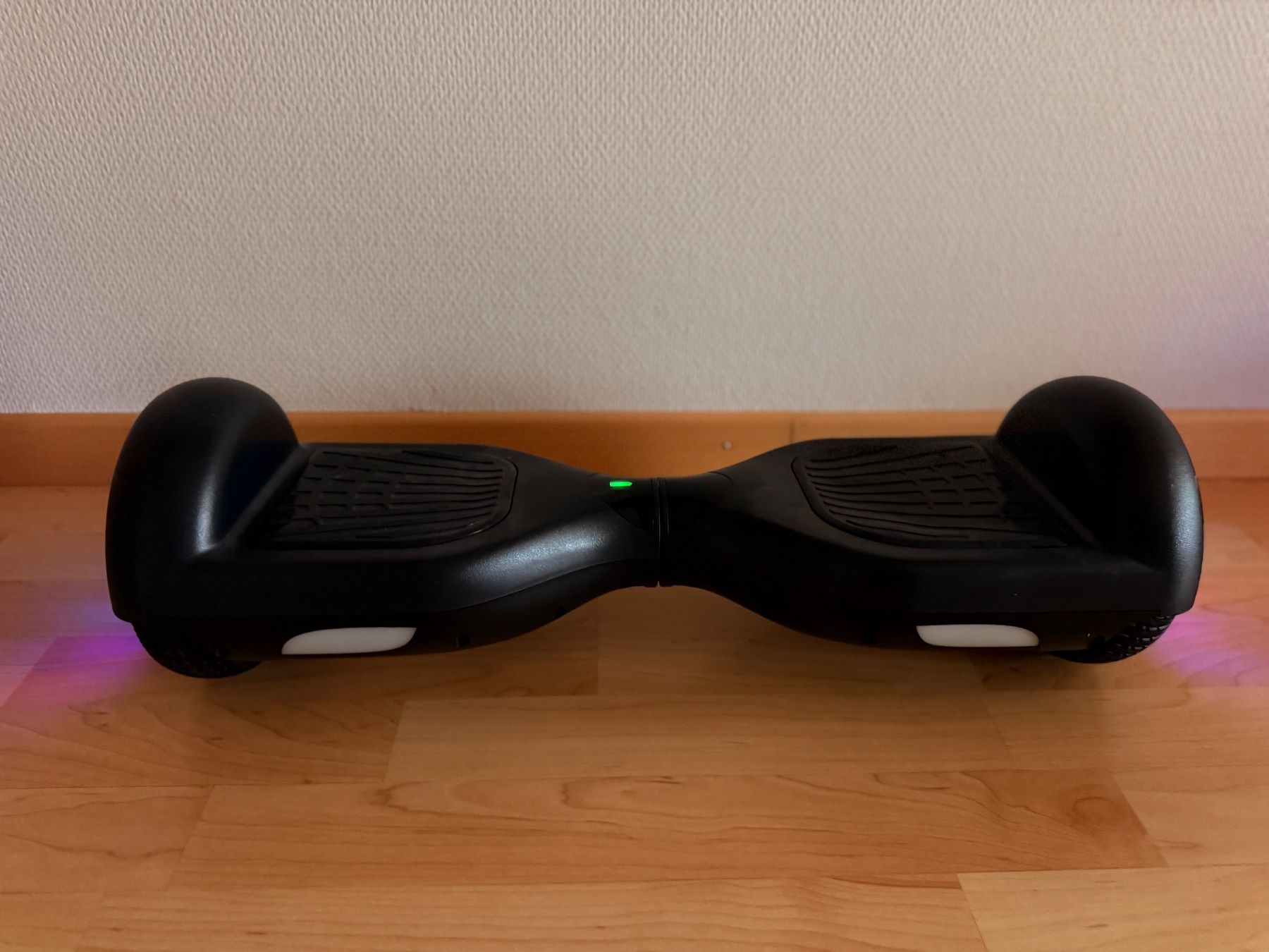 Hoverboard: Hoverboard CHIC Smart schwarz gebraucht mit Zubehör – Usato da Appenzell venduto da Suizzacopa 1