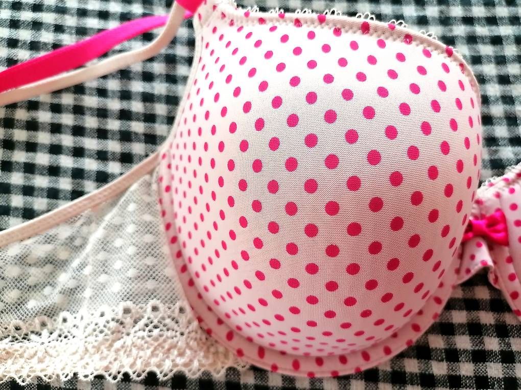 Passionata Altra biancheria intima: BH von Passionata 80 D – Nuovo (secondo la descrizione) da Wallisellen venduto da Muggeli1970 1