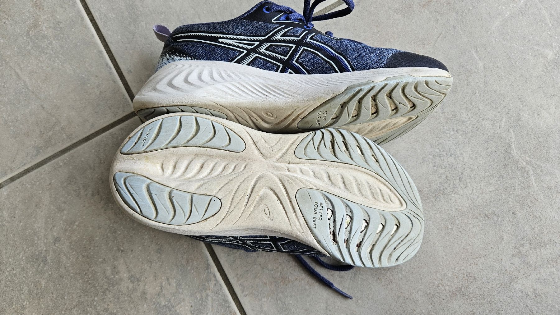 Asics Scarpe per ragazze: Asics Turnschuhe Gr. 36 – Usato da Emmenbrücke venduto da nl-l 2