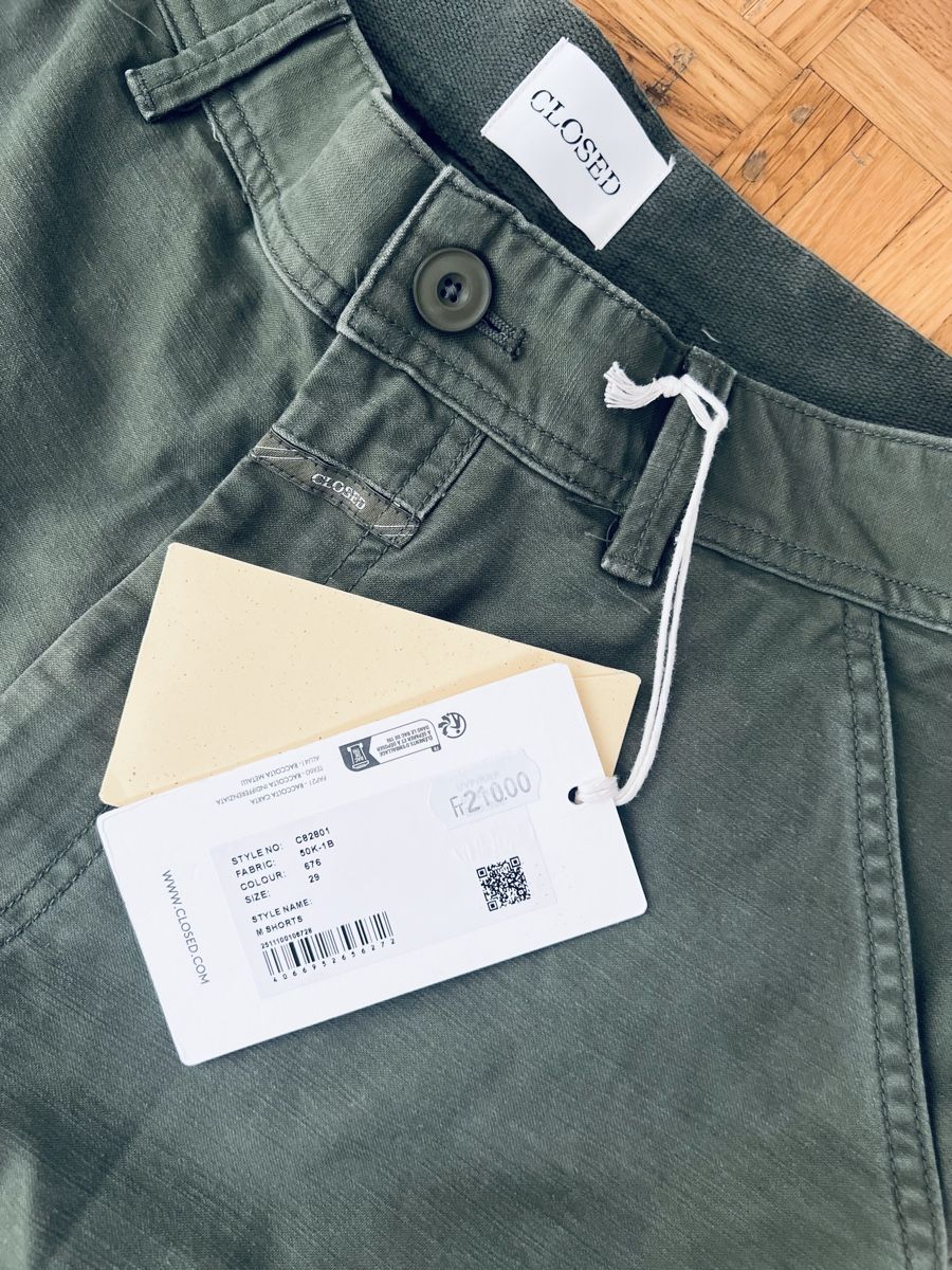 Closed Pantaloni: Neue Closed Herren Cargo Bermuda Shorts – Nuovo (secondo la descrizione) da Zürich venduto da Walllstreet 6