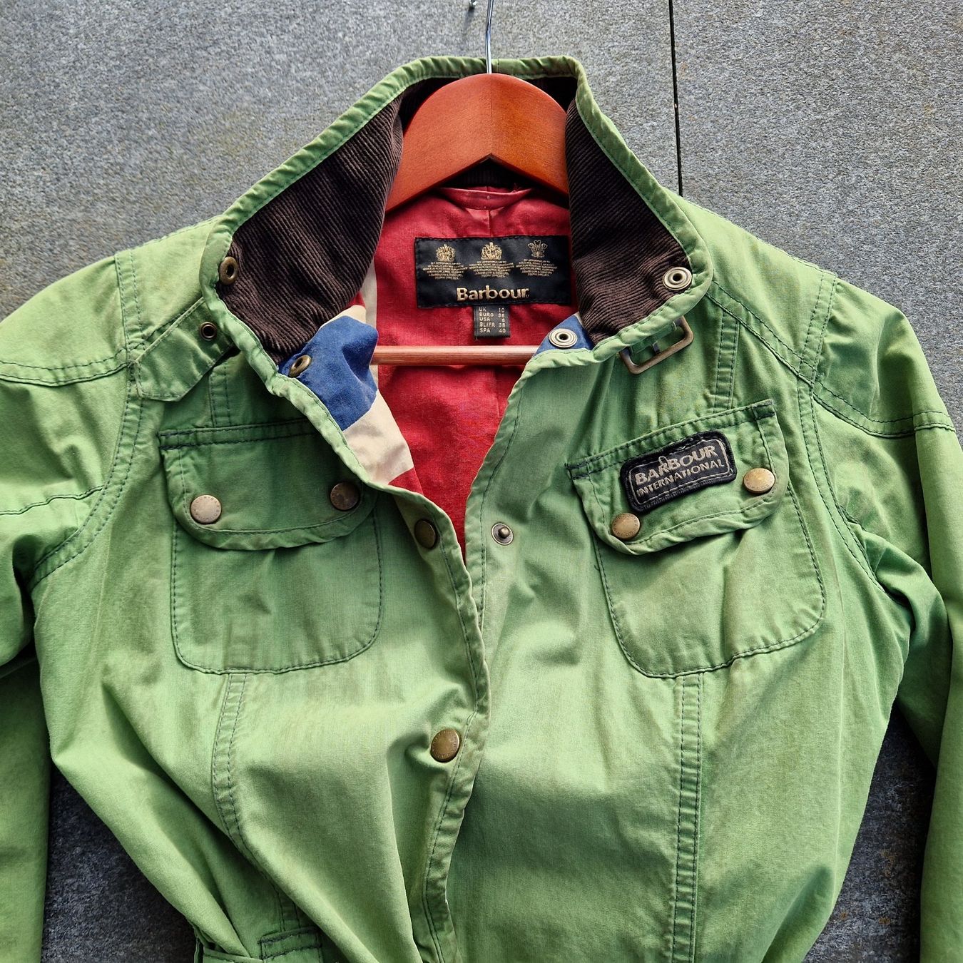 Barbour Giacche: Einfach britisch: Barbour Wachsjacke, Gr. 36 – Usato da Gränichen venduto da sunchi07 1