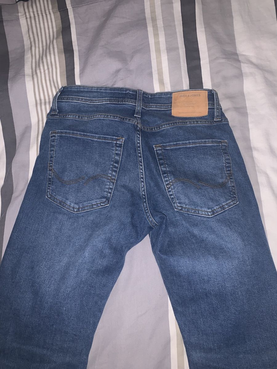 Jeans: Jeans Jack and Jones taille S – Gebraucht aus Biel/Bienne von oswesventes 2