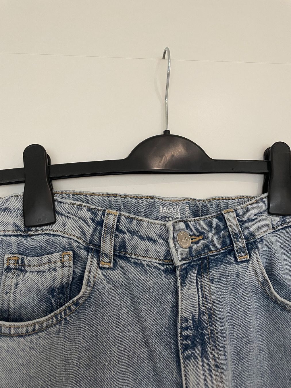 Jeans: Jeans - Kiabi – Nuovo (secondo la descrizione) da La Chaux-de-Fonds venduto da ju_paol2 1