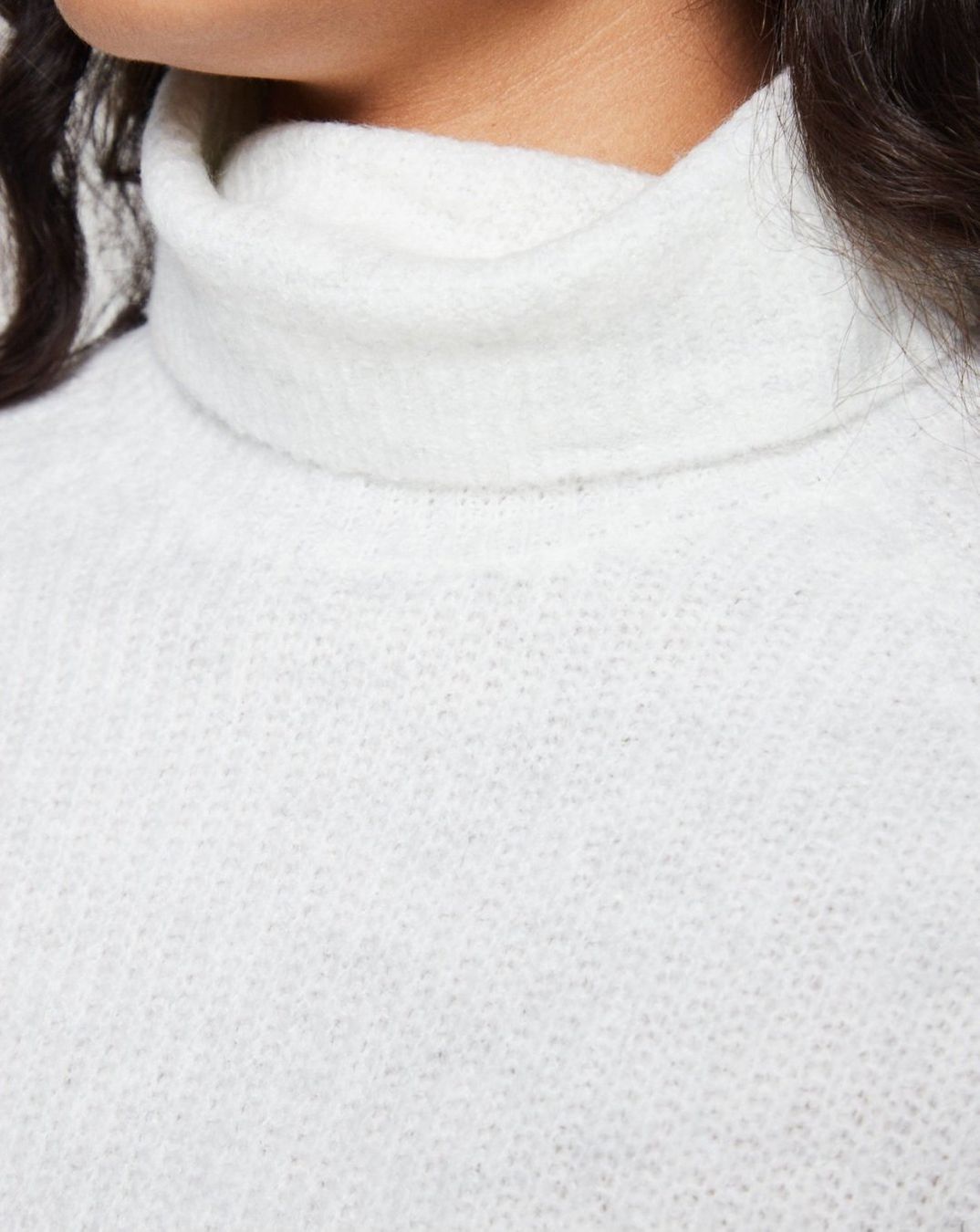 Pulls & Sweat-shirts: JYD Rollkragenpullover weiss, Grösse S – D'occasion à Winterthur par Simply_nm 5