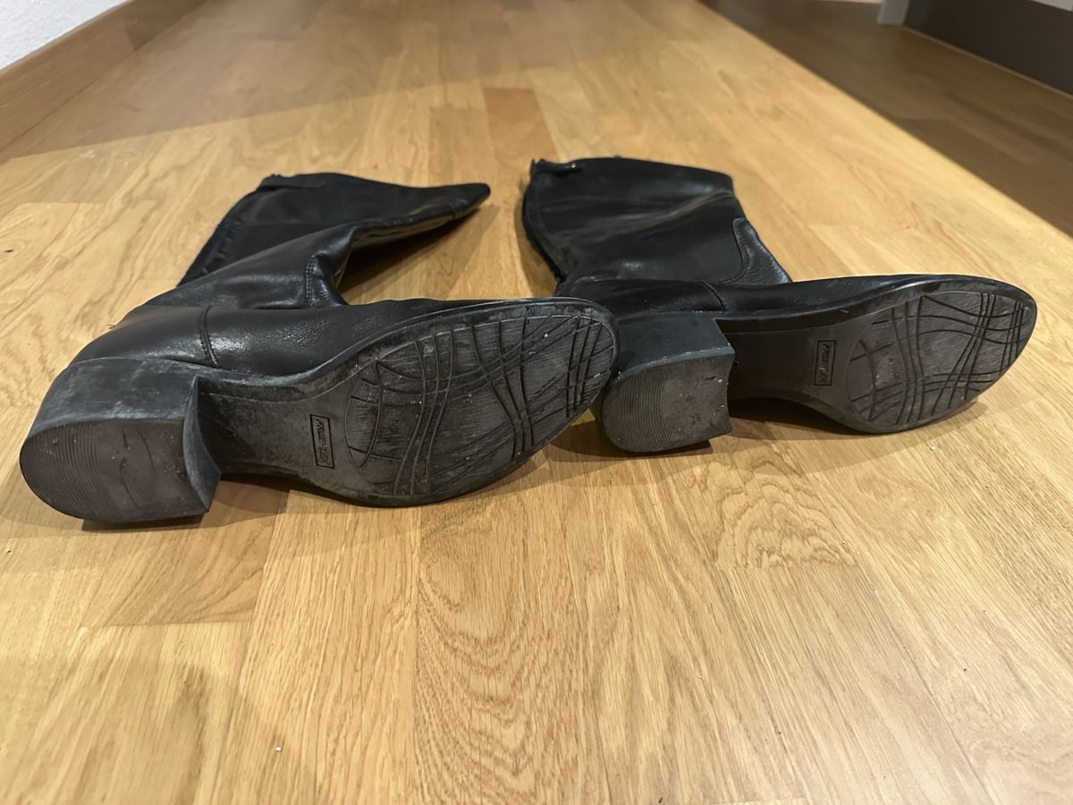 Scarpe da donna: Elegante Lederstiefel, Grösse 41, Schwarz – Nuovo (secondo la descrizione) da St. Gallen venduto da lelibehli 2