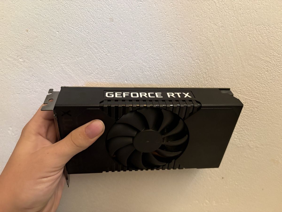 Nvidia Schede grafiche: GIGABYTE RTX 2060 GPU – Nuovo (secondo la descrizione) da Gonten venduto da flu_2jzk 2