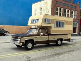 Chevrolet C20 Pick Up Camper Brekina H0 1/87