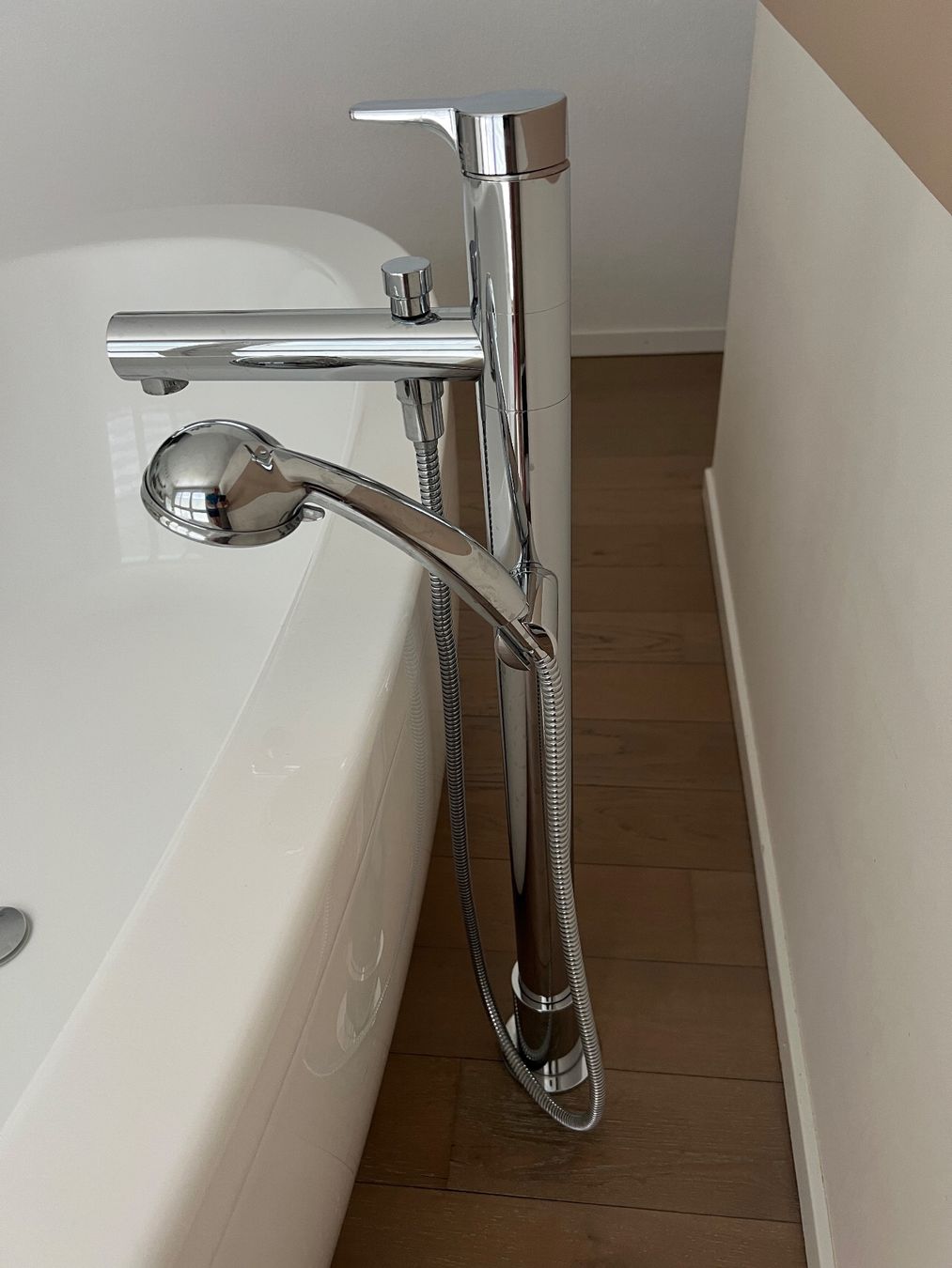 Rubinetteria: Bademischer Tenos Standmodell – Usato da Oberwil-Lieli venduto da frankygch