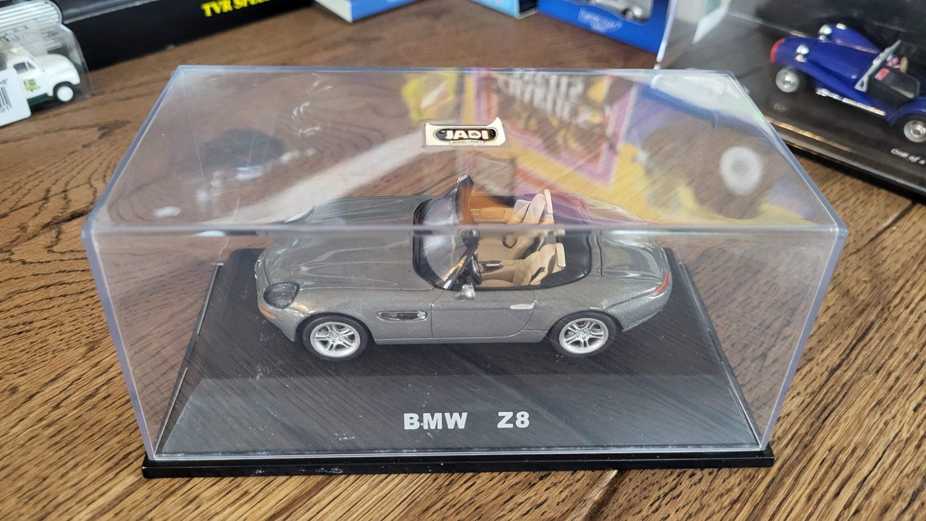 Modellini d'auto: BMW Z8 1:43 Jadi – Usato da Rothrist venduto da Juana5 7