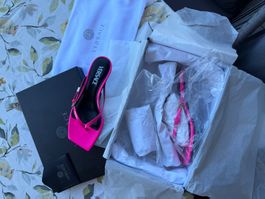 Sandali Versace rosa tg. 36 Nuovi 🎀