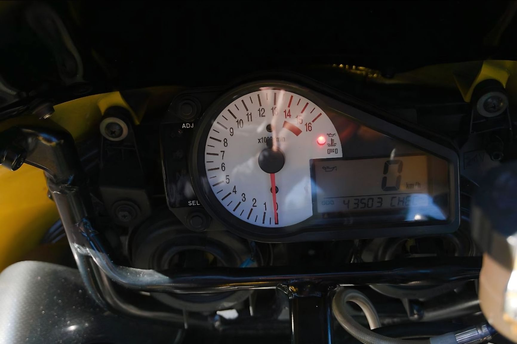 Suzuki Route: Suzuki GSX-R 750 – D'occasion à Purasca par Scetro 6