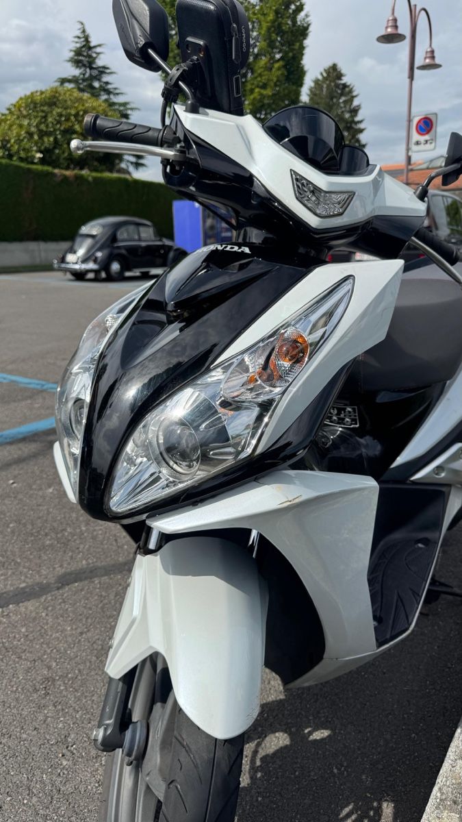 Honda Scooters: Honda NSC50R de 2016 – Gebraucht aus Prilly von ani_pbw8 5