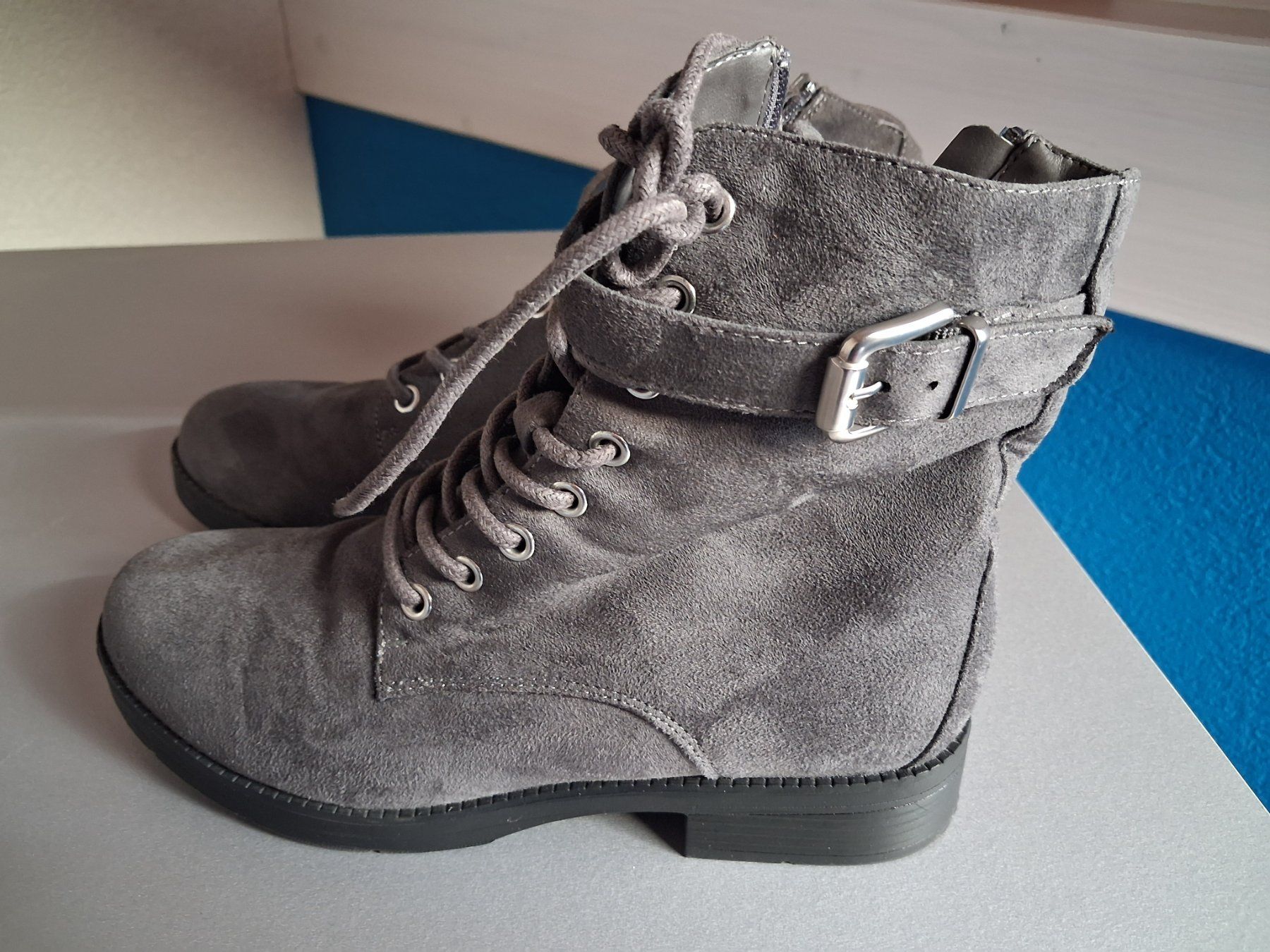 Graceland Scarpe da donna: STIEFEL 37 GRACELAND – Usato da langnau venduto da Santos1411