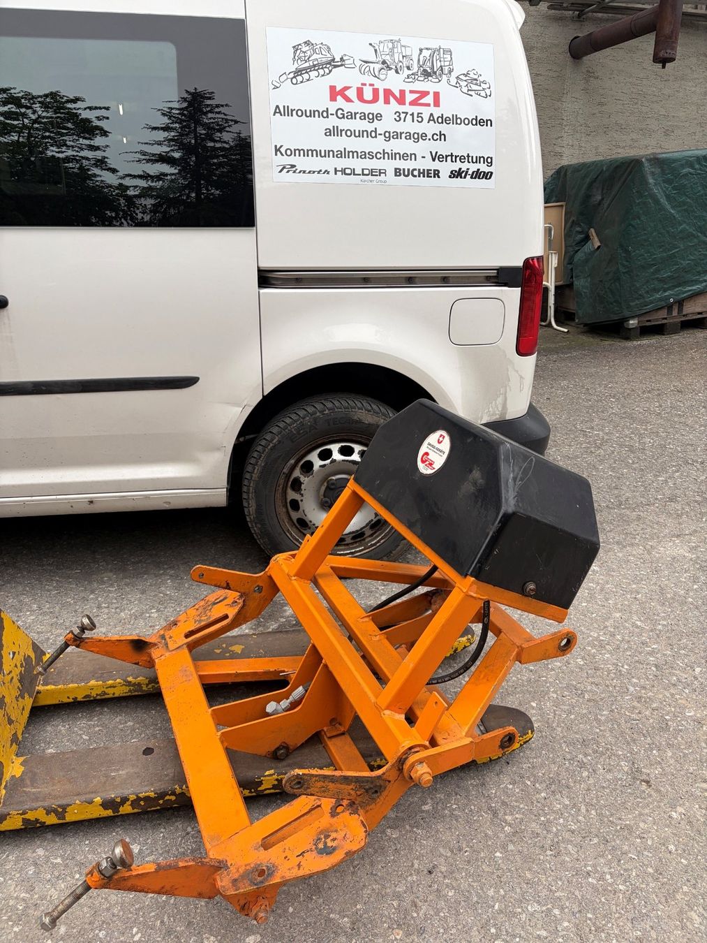 Zaugg Tutte le macchine: Zaugg elektro hydraulische Einheit – Usato da Adelboden venduto da allroundgarage