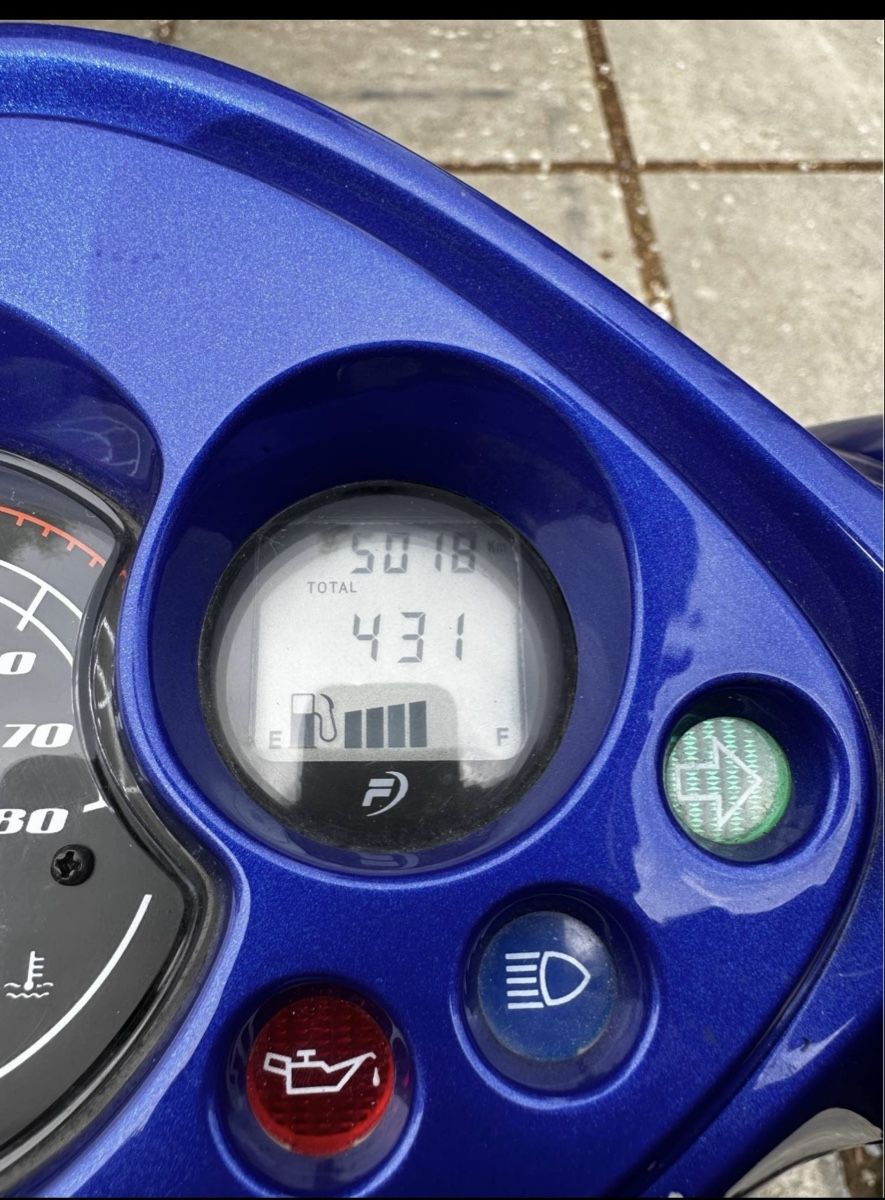 Yamaha Scooters: Yamaha jog rr – D'occasion à Biel/Bienne par Silva-M30 4