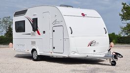 Bürstner Averso Plus 440 TK  Familien-Wohnwagen (EZ 2015)