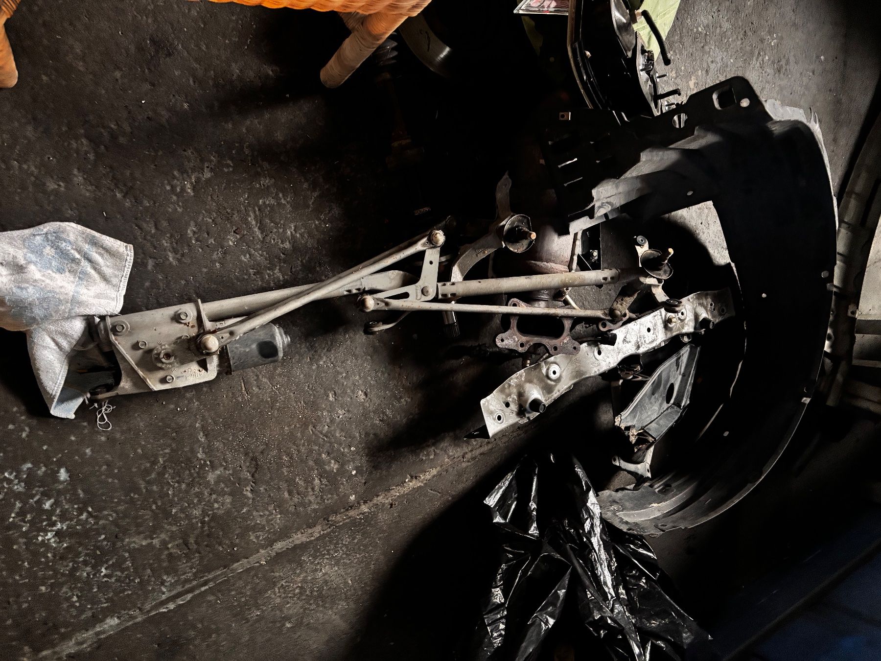 Honda Tutti pezzi di ricambio auto: HONDA CIVIC 1.8 essence pieces – Usato da Clarens venduto da mon_2g5h 3