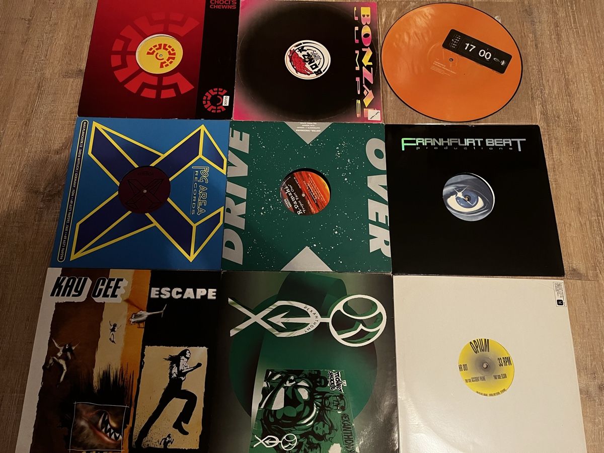 Dischi in vinile: 50 trance hardtrance vinyls – Usato da Obstalden venduto da Maesae 3