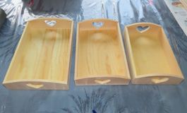 Lot de 3 plateaux en bois clair avec cœur, décoratif! neuf