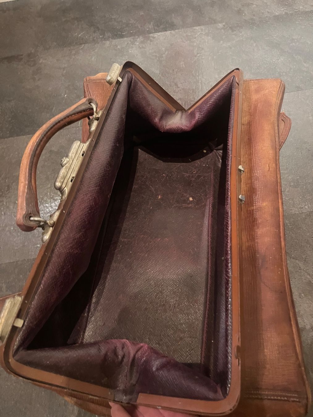 Borse: Alte Ledertasche – Usato da Lauterbrunnen venduto da jul_5jfm 6