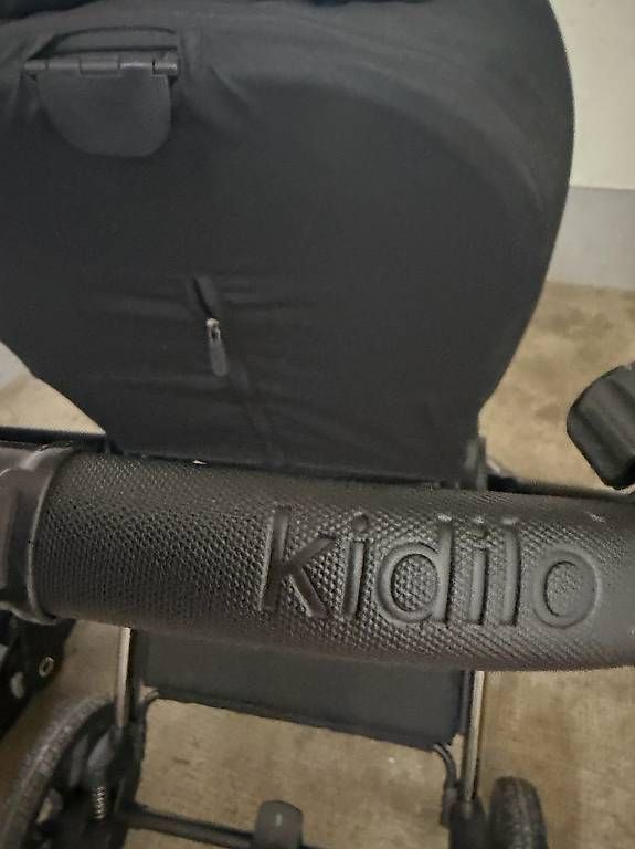 Kinderwagen: Kinderwagen mit Babyautositz – Gebraucht aus Bubendorf von sadiki08