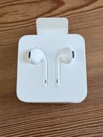 Apple EarPods mit Lightning Anschluss & Adapter neu