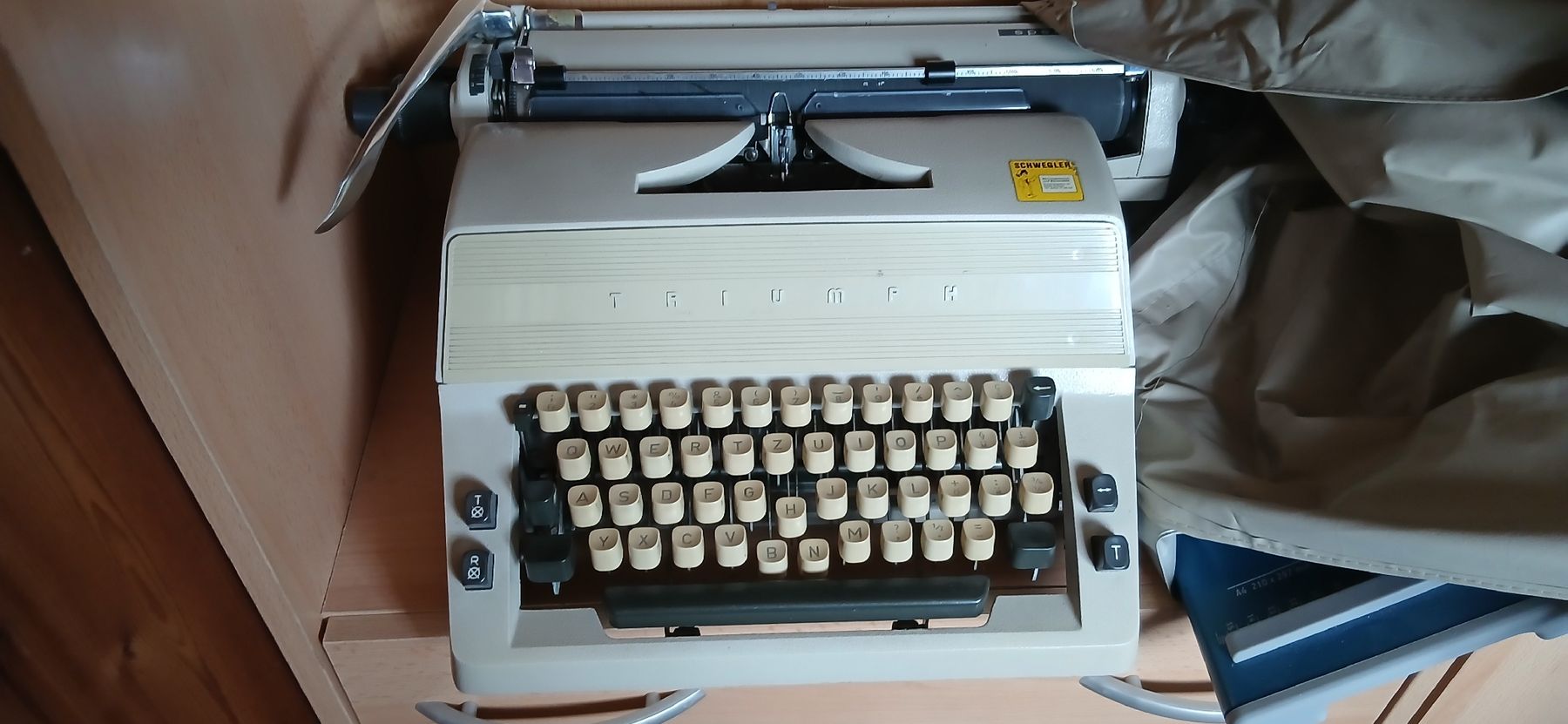 Macchine da scrivere: Schreibmaschine – Usato da Aristau venduto da Manufisch0