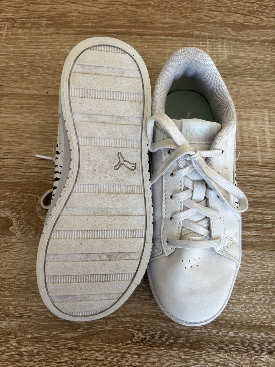 Puma Schuhe für Mädchen: Puma Turnschuhe Gr 35 – Gebraucht aus Ebikon von Regipe 1